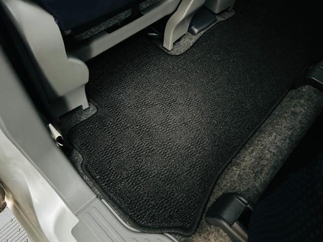 ワゴンＲ ＦＸ　純正オーディオ・電格ミラー・キーレス・純正マット・ドアバイザー・車検Ｒ８年１２月・保証付（18枚目）