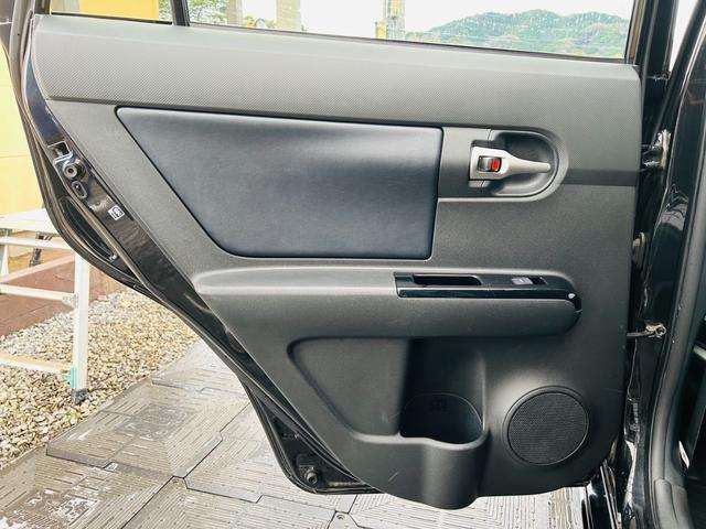 �����Ɏ��ɓ��X�̍���m�S���ł̎ԗ��i���`�F�b�N���������Ă���܂��I�܂��A���撼���ԂȂ̂ŁA�O�I�[�i�[�l�̎g�p�󋵂�ۊǏ󋵂܂ŏڍׂ�������Ɣc�����Ă���̂Ŏ��M�������Ă���ďo���܂���