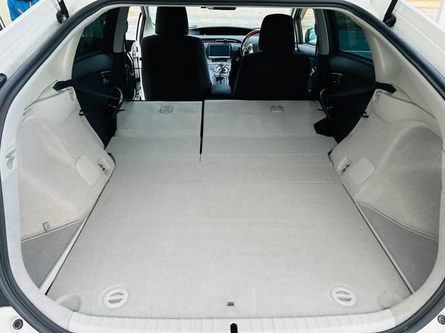 プリウス Sツーリングセレクション モデリスタエアロ・社外20インチアルミ・社外マフラー・社外ステアリング・リアスポ・純8インチナビ・フルセグ・CD/DVD再生可・Bluetooth・バックカメラ・ETC・ドラレコ・リアスモ・保証付き(30枚目)