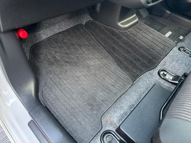 デイズ ハイウェイスター　Ｇターボ　４ＷＤ・エマージェンシーブレーキ・アラウンドビューモニター・純ナビ・フルセグ・ＣＤ／ＤＶＤ・Ｂｌｕｅｔｏｏｔｈ・クルコン・ナビ連動ドラレコ・シートヒーター・ステリモ・ＨＩＤ・コーナーセンサー・保証付き（19枚目）