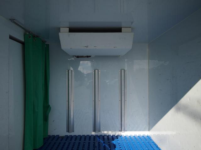 冷蔵冷凍車 -30°C設定 AT車 バックモニター付き(20枚目)