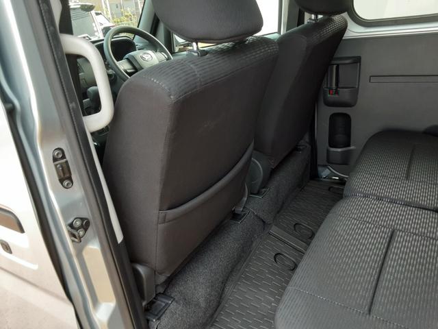 ハイゼットカーゴ クルーズターボ　キーフリー　パワーウィンドゥ　ワンオーナー　禁煙車　キーフリー　衝突回避支援システム　誤発信抑制制御機能　　マニュアルエアコン　パワーウインドウ　アイドリングストップ　リヤフルフラットシート　オーディオレス（35枚目）