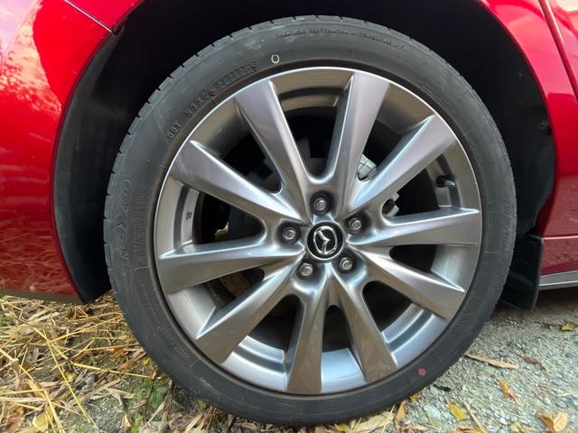 MAZDA3セダン 15S ツーリング メーカーオプション(純正バーグラアラーム/純正ドアエッジモール/360°セーフティパッケージ)付加(ヘッドアップディスプレイ/プッシュスタート/バックカメラ/全周囲カメラ/オートライト/ETC(20枚目)