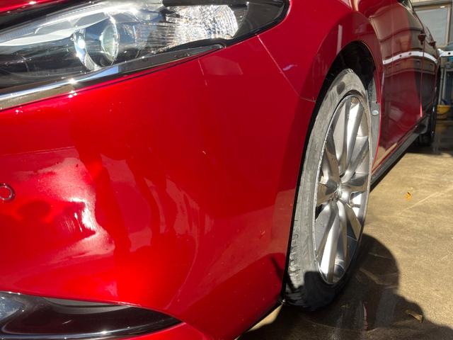 MAZDA3セダン 15S ツーリング メーカーオプション(純正バーグラアラーム/純正ドアエッジモール/360°セーフティパッケージ)付加(ヘッドアップディスプレイ/プッシュスタート/バックカメラ/全周囲カメラ/オートライト/ETC(51枚目)