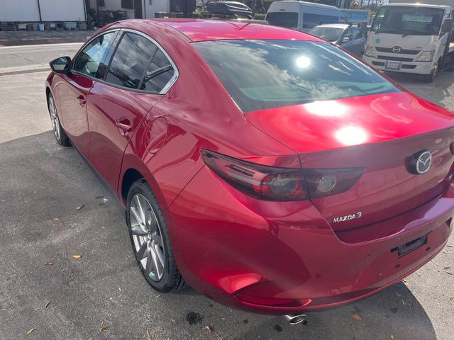 MAZDA3セダン 15S ツーリング メーカーオプション(純正バーグラアラーム/純正ドアエッジモール/360°セーフティパッケージ)付加(ヘッドアップディスプレイ/プッシュスタート/バックカメラ/全周囲カメラ/オートライト/ETC(58枚目)