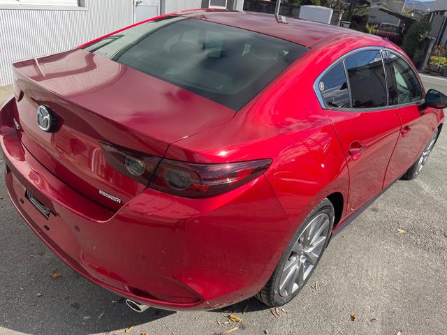 MAZDA3セダン 15S ツーリング メーカーオプション(純正バーグラアラーム/純正ドアエッジモール/360°セーフティパッケージ)付加(ヘッドアップディスプレイ/プッシュスタート/バックカメラ/全周囲カメラ/オートライト/ETC(59枚目)