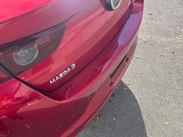 MAZDA3セダン 15S ツーリング メーカーオプション(純正バーグラアラーム/純正ドアエッジモール/360°セーフティパッケージ)付加(ヘッドアップディスプレイ/プッシュスタート/バックカメラ/全周囲カメラ/オートライト/ETC(61枚目)