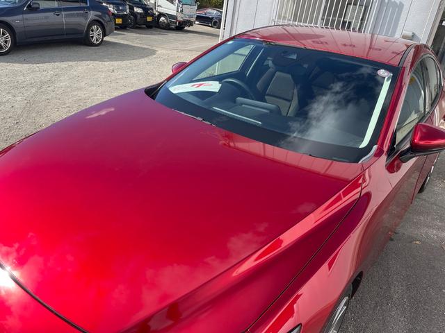 MAZDA3セダン 15S ツーリング メーカーオプション(純正バーグラアラーム/純正ドアエッジモール/360°セーフティパッケージ)付加(ヘッドアップディスプレイ/プッシュスタート/バックカメラ/全周囲カメラ/オートライト/ETC(62枚目)