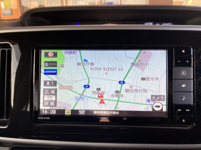 ムーヴキャンバス Ｇブラックインテリアリミテッド　ＳＡＩＩＩ　１４インチフルホイールキャップ　ＬＥＤヘッドランプ　キーフリーシステム　両側パワースライドドア　オートエアコン（プッシュ式）　オートライト　置きラクボックス（10枚目）