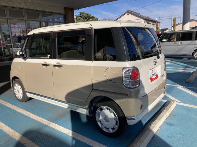 ムーヴキャンバス ＧメイクアップＶＳ　ＳＡＩＩＩ　１４インチフルホイールキャップ　ＬＥＤヘッドランプ　キーフリーシステム　両側パワースライドドア　オートエアコン（プッシュ式）　オートライト　置きラクボックス（9枚目）