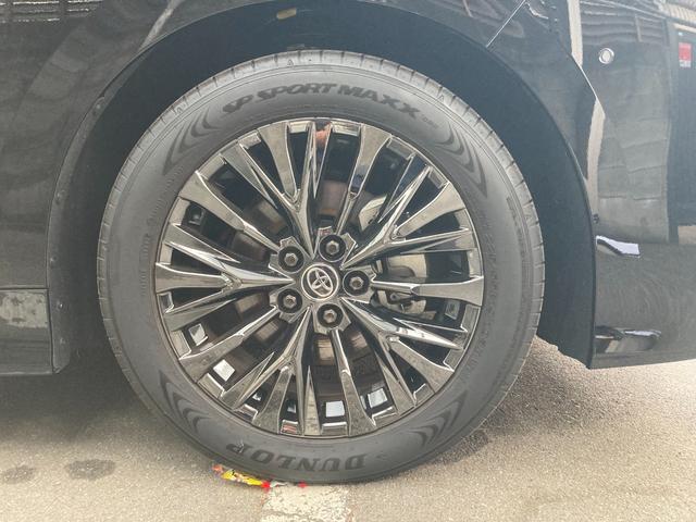 ヴェルファイアハイブリッド Z プレミア ワンオーナー禁煙車/ユニバーサルステップ/左右独立ムーンルーフ/セーフティセンス/デジタルインナーミラー/HUD/パノラミックビューモニター/純正ナビフルセグ/レザーシート/スペアキー(18枚目)