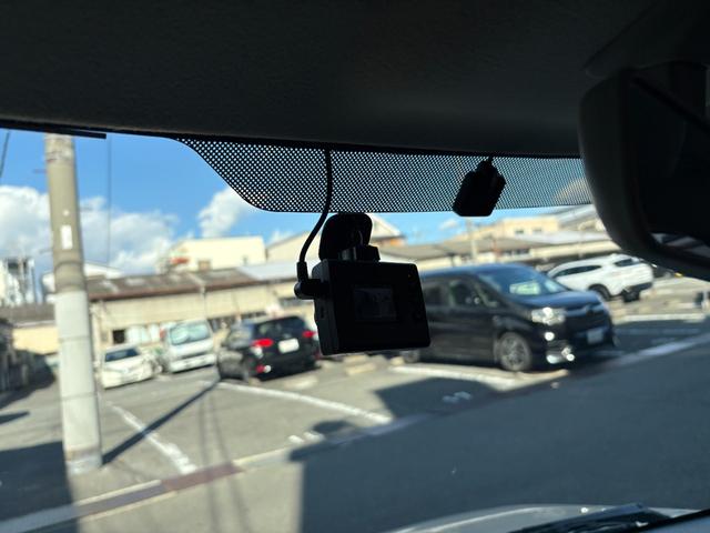 アルトラパン １０ｔｈアニバーサリーリミテッド　１年保証・社外ナビ・Ｂｌｕｅｔｏｏｔｈ・フルセグ・Ｂカメラ・ＥＴＣ・ドラレコ・禁煙車・ルームクリーニング・ボディーコーティング済（18枚目）