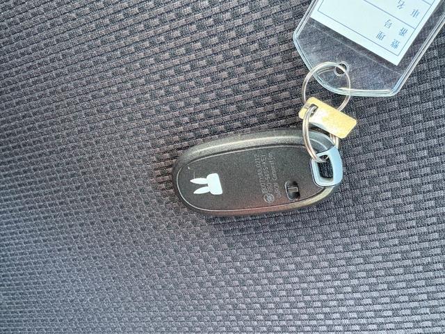 アルトラパン １０ｔｈアニバーサリーリミテッド　１年保証・社外ナビ・Ｂｌｕｅｔｏｏｔｈ・フルセグ・Ｂカメラ・ＥＴＣ・ドラレコ・禁煙車・ルームクリーニング・ボディーコーティング済（37枚目）