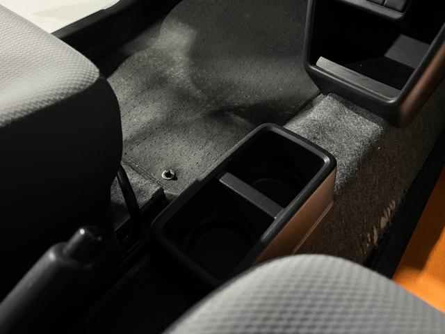 アルト ＶＰ　衝突軽減ブレーキ　ＡＧＳ　ナビゲーション　ＤＶＤ　ブルートゥース　バックカメラ　３６０°ドライブレコーダー　ＥＴＣ　社外ＬＥＤヘッドライト球　パワーウィンドウ　キーレス（54枚目）