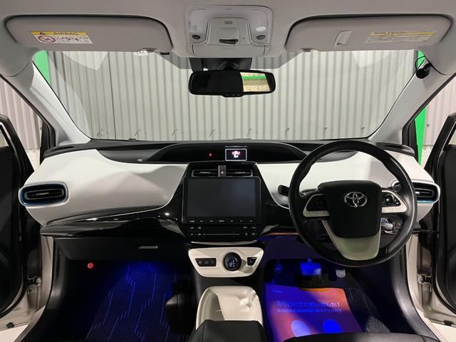 プリウス A 衝突軽減ブレーキ アダプティブクルーズコントロール LEDヘッドライト ディスプレイオーディオ バックカメラ ETC プッシュスタート スマートキー(6枚目)