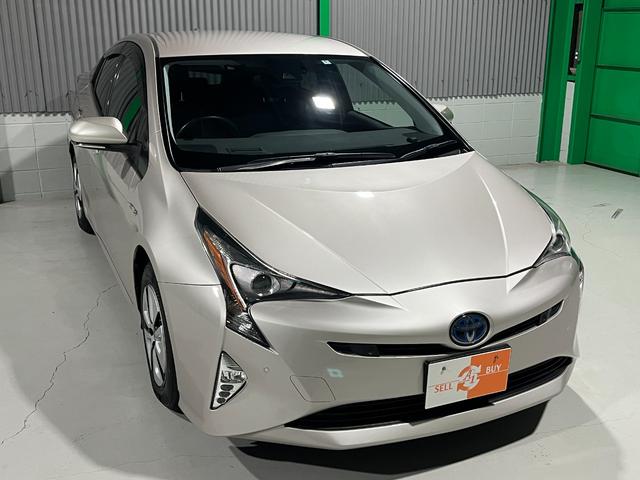 プリウス A 衝突軽減ブレーキ アダプティブクルーズコントロール LEDヘッドライト ディスプレイオーディオ バックカメラ ETC プッシュスタート スマートキー(8枚目)