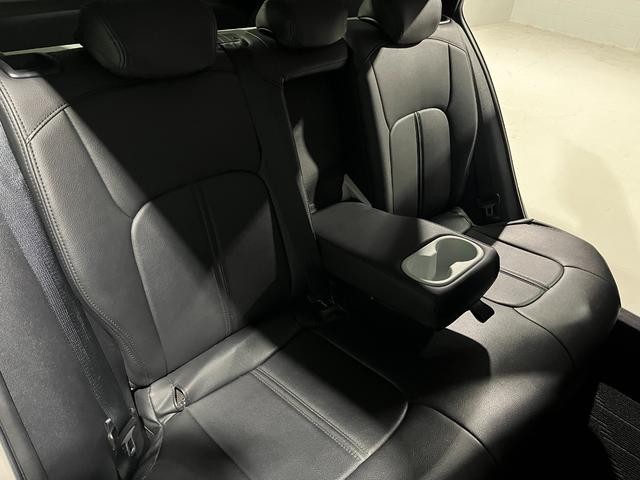 プリウス A 衝突軽減ブレーキ アダプティブクルーズコントロール LEDヘッドライト ディスプレイオーディオ バックカメラ ETC プッシュスタート スマートキー(42枚目)