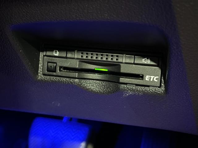 プリウス A 衝突軽減ブレーキ アダプティブクルーズコントロール LEDヘッドライト ディスプレイオーディオ バックカメラ ETC プッシュスタート スマートキー(48枚目)