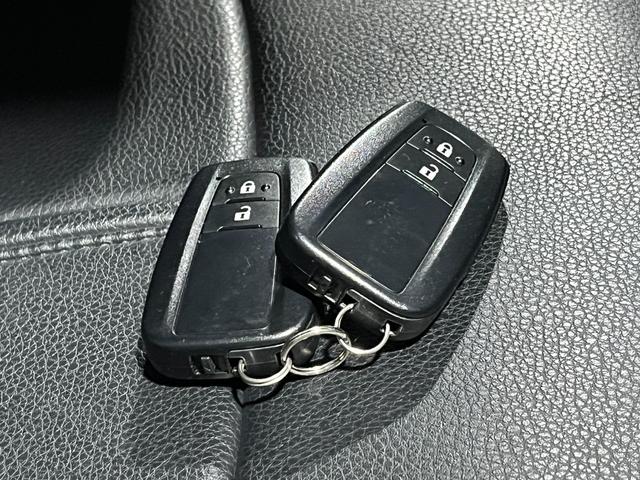 プリウス A 衝突軽減ブレーキ アダプティブクルーズコントロール LEDヘッドライト ディスプレイオーディオ バックカメラ ETC プッシュスタート スマートキー(65枚目)