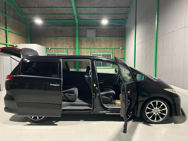 エスティマ ２．４アエラス　Ｇエディション　クルーズコントロール　両側パワースライドドア　後席シートオットマン　ナビゲーション　フルセグＴＶ　ブルートゥース　ＤＶＤ　バックカメラ　前後ドラレコ　ＥＴＣ　ＨＩＤ　プッシュスタート　スマートキー（20枚目）