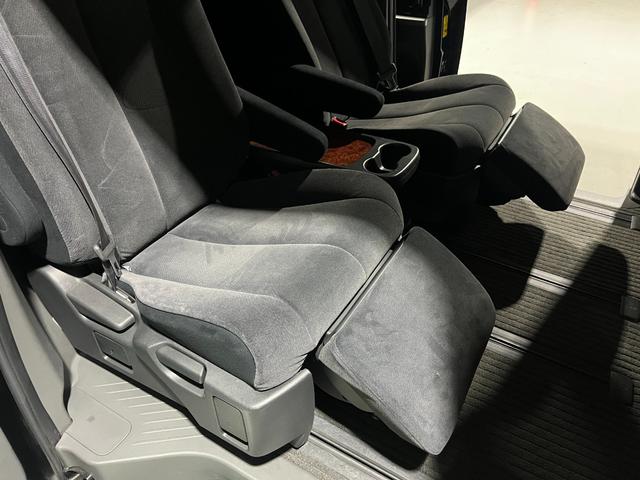 エスティマ ２．４アエラス　Ｇエディション　クルーズコントロール　両側パワースライドドア　後席シートオットマン　ナビゲーション　フルセグＴＶ　ブルートゥース　ＤＶＤ　バックカメラ　前後ドラレコ　ＥＴＣ　ＨＩＤ　プッシュスタート　スマートキー（44枚目）