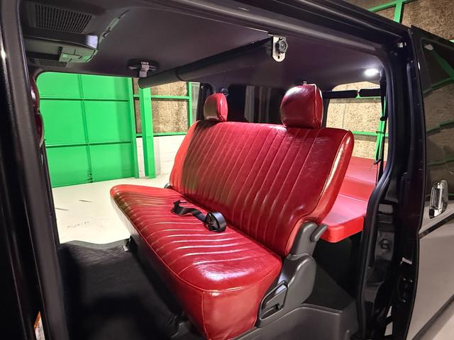 ハイエースバン スーパーＧＬ　ダークプライムＩＩ　ワンオーナー　ヒッチメンバー　両側パワースライドドア　アルパインフローティングナビゲーション　フリップダウンモニター　全周囲モニター　　ＥＴＣ　前後ドラレコ　純正デジタルインナーミラー　ローダウン（12枚目）