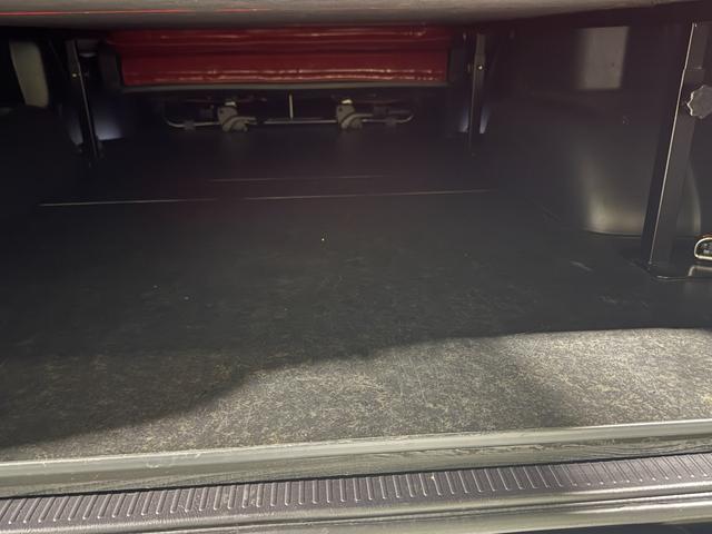 ハイエースバン スーパーＧＬ　ダークプライムＩＩ　ワンオーナー　ヒッチメンバー　両側パワースライドドア　アルパインフローティングナビゲーション　フリップダウンモニター　全周囲モニター　　ＥＴＣ　前後ドラレコ　純正デジタルインナーミラー　ローダウン（21枚目）