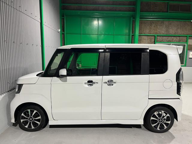 Ｎ－ＢＯＸカスタム Ｇ・Ｌホンダセンシング　ワンオーナー　ホンダセンシング　両側パワースライドドア　ナビゲーション　フルセグＴＶ　バックカメラ　ＥＴＣ　前後ドラレコ　ＬＥＤヘッドライト　アダプティブクルコン　プッシュスタート　スマートキー（13枚目）