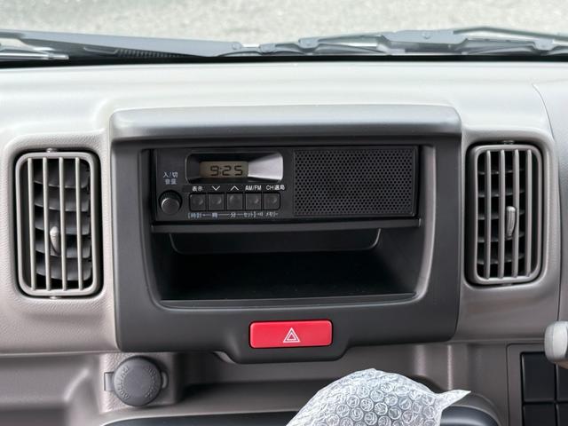 クリッパーバン 　ＣＶＴ　ハイルーフ　届出済未使用車　キーレスエントリー　パワーウィンドウ　ＵＳＢポート　衝突被害軽減装置　オーバーヘッドコンソール（28枚目）