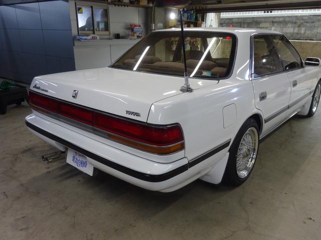 TOYOTA CHASER AVANTE TWINCAM24 | 1989 | WHITE | 33000 km TOYOTA CHASER AVANTE TWINCAM24 | 1989 | WHITE | 33000 km