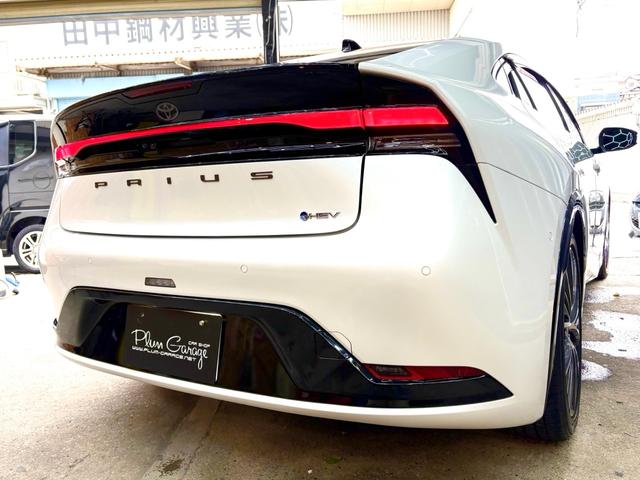 プリウス Ｚ　ガラスルーフ／レザーシート／ＣａｒＰｌａｙ／Ｂｌｕｅｔｏｏｔｈ／地デジ／シートヒーター＆ベンチレーション／ＥＴＣ２．０／ＴＳＳ／ＢＳＭ／パーキングアシスト／デジタルインナーミラー／パノラマミックビュー（7枚目）