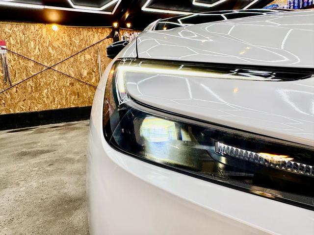 プリウス Ｚ　ガラスルーフ／レザーシート／ＣａｒＰｌａｙ／Ｂｌｕｅｔｏｏｔｈ／地デジ／シートヒーター＆ベンチレーション／ＥＴＣ２．０／ＴＳＳ／ＢＳＭ／パーキングアシスト／デジタルインナーミラー／パノラマミックビュー（17枚目）