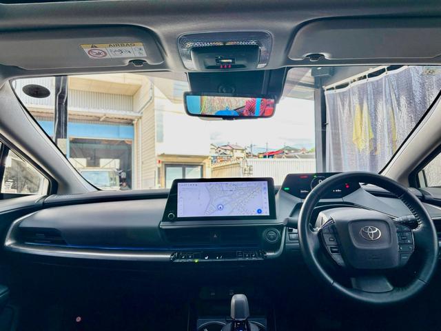 プリウス Ｚ　ガラスルーフ／レザーシート／ＣａｒＰｌａｙ／Ｂｌｕｅｔｏｏｔｈ／地デジ／シートヒーター＆ベンチレーション／ＥＴＣ２．０／ＴＳＳ／ＢＳＭ／パーキングアシスト／デジタルインナーミラー／パノラマミックビュー（47枚目）