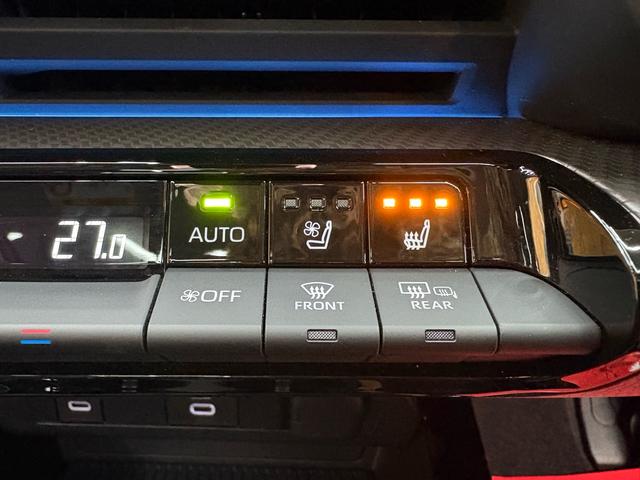 プリウス Ｚ　ガラスルーフ／レザーシート／ＣａｒＰｌａｙ／Ｂｌｕｅｔｏｏｔｈ／地デジ／シートヒーター＆ベンチレーション／ＥＴＣ２．０／ＴＳＳ／ＢＳＭ／パーキングアシスト／デジタルインナーミラー／パノラマミックビュー（58枚目）