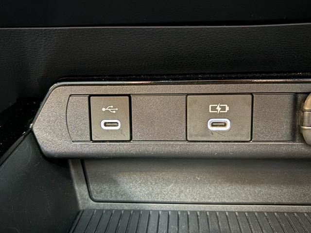 プリウス Ｚ　ガラスルーフ／レザーシート／ＣａｒＰｌａｙ／Ｂｌｕｅｔｏｏｔｈ／地デジ／シートヒーター＆ベンチレーション／ＥＴＣ２．０／ＴＳＳ／ＢＳＭ／パーキングアシスト／デジタルインナーミラー／パノラマミックビュー（69枚目）