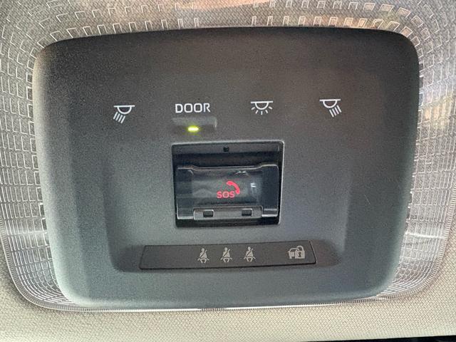 プリウス Ｚ　ガラスルーフ／レザーシート／ＣａｒＰｌａｙ／Ｂｌｕｅｔｏｏｔｈ／地デジ／シートヒーター＆ベンチレーション／ＥＴＣ２．０／ＴＳＳ／ＢＳＭ／パーキングアシスト／デジタルインナーミラー／パノラマミックビュー（71枚目）