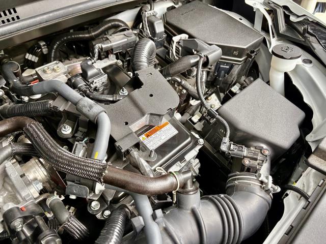 プリウス Ｚ　ガラスルーフ／レザーシート／ＣａｒＰｌａｙ／Ｂｌｕｅｔｏｏｔｈ／地デジ／シートヒーター＆ベンチレーション／ＥＴＣ２．０／ＴＳＳ／ＢＳＭ／パーキングアシスト／デジタルインナーミラー／パノラマミックビュー（80枚目）