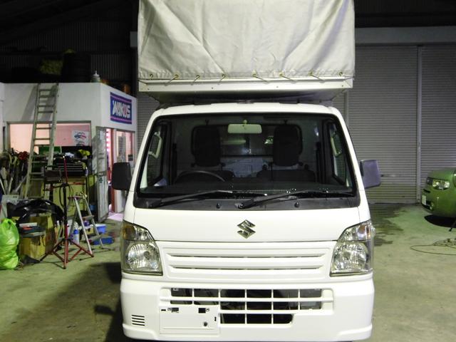 キャリイトラック ＫＣエアコン・パワステ　エアコン　パワステ　５ＡＧＳ　４ＷＤ　パネルバン　ＬＥＤ作業灯　全長２４２ｃｍ　パネルバン　観音開き　軽運送　ホロ　幌　レベライザーヘッドライト　ドアバイザー　配達　軽貨物（3枚目）