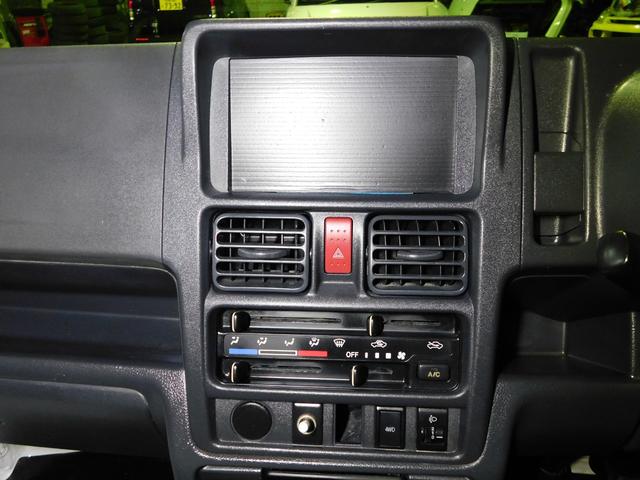 キャリイトラック ＫＣエアコン・パワステ　エアコン　パワステ　５ＡＧＳ　４ＷＤ　パネルバン　ＬＥＤ作業灯　全長２４２ｃｍ　パネルバン　観音開き　軽運送　ホロ　幌　レベライザーヘッドライト　ドアバイザー　配達　軽貨物（38枚目）