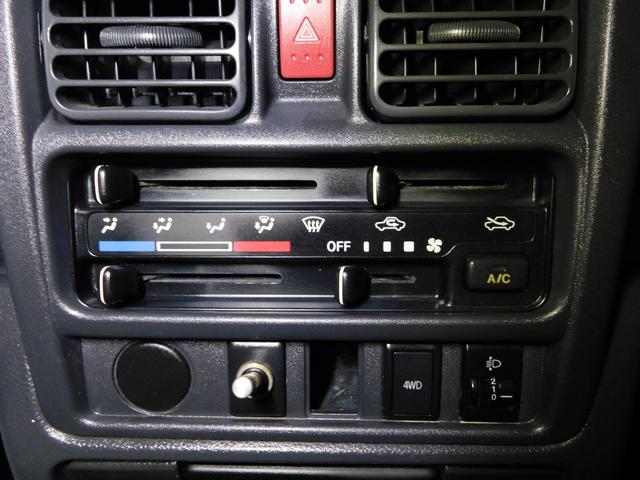 キャリイトラック ＫＣエアコン・パワステ　エアコン　パワステ　５ＡＧＳ　４ＷＤ　パネルバン　ＬＥＤ作業灯　全長２４２ｃｍ　パネルバン　観音開き　軽運送　ホロ　幌　レベライザーヘッドライト　ドアバイザー　配達　軽貨物（39枚目）