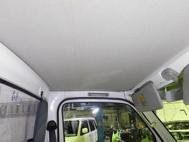 キャリイトラック ＫＣエアコン・パワステ　エアコン　パワステ　５ＡＧＳ　４ＷＤ　パネルバン　ＬＥＤ作業灯　全長２４２ｃｍ　パネルバン　観音開き　軽運送　ホロ　幌　レベライザーヘッドライト　ドアバイザー　配達　軽貨物（48枚目）