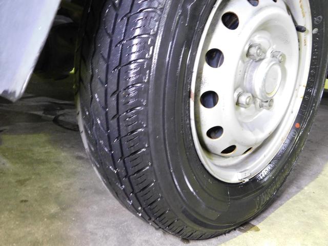 ミニキャブトラック Ｖタイプ　エアコン　パワステ　ＡＴ車　４ＷＤ　ＥＴＣ　パネルバン　幌　宅配仕様車　特装車　観音開き　配達仕様　ホロ　軽貨物（17枚目）