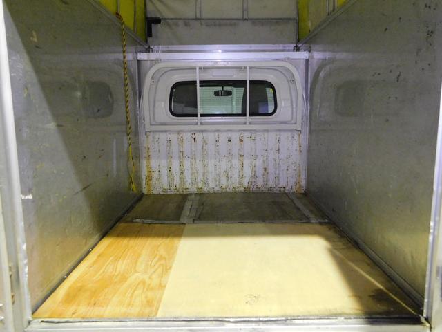 ミニキャブトラック Ｖタイプ　エアコン　パワステ　ＡＴ車　４ＷＤ　ＥＴＣ　パネルバン　幌　宅配仕様車　特装車　観音開き　配達仕様　ホロ　軽貨物（24枚目）