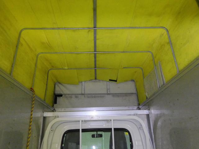 ミニキャブトラック Ｖタイプ　エアコン　パワステ　ＡＴ車　４ＷＤ　ＥＴＣ　パネルバン　幌　宅配仕様車　特装車　観音開き　配達仕様　ホロ　軽貨物（27枚目）