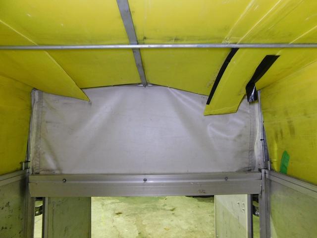 ミニキャブトラック Ｖタイプ　エアコン　パワステ　ＡＴ車　４ＷＤ　ＥＴＣ　パネルバン　幌　宅配仕様車　特装車　観音開き　配達仕様　ホロ　軽貨物（29枚目）