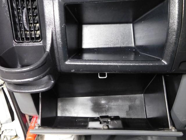 ミニキャブトラック Ｖタイプ　エアコン　パワステ　ＡＴ車　４ＷＤ　ＥＴＣ　パネルバン　幌　宅配仕様車　特装車　観音開き　配達仕様　ホロ　軽貨物（48枚目）