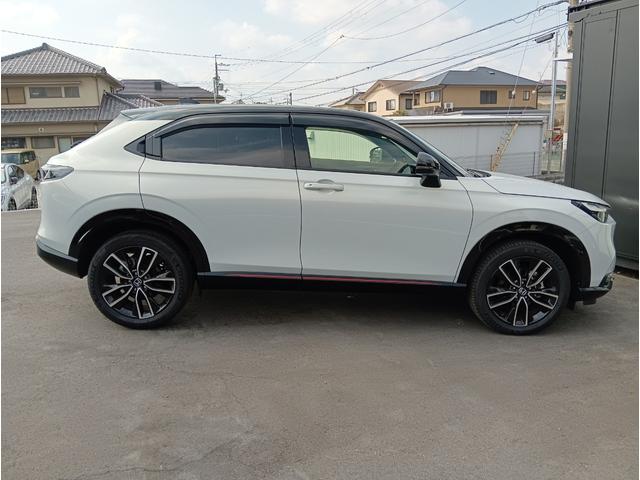 ヴェゼル ｅ：ＨＥＶ　ＰＬａＹ　★パノラマルーフ！★マルチビューカメラシステム！★プレミアムオーディオ！★ＢＳＩ！★ヒーター付きコンビシート！（5枚目）