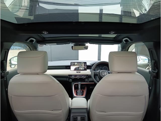 ヴェゼル ｅ：ＨＥＶ　ＰＬａＹ　★パノラマルーフ！★マルチビューカメラシステム！★プレミアムオーディオ！★ＢＳＩ！★ヒーター付きコンビシート！（22枚目）