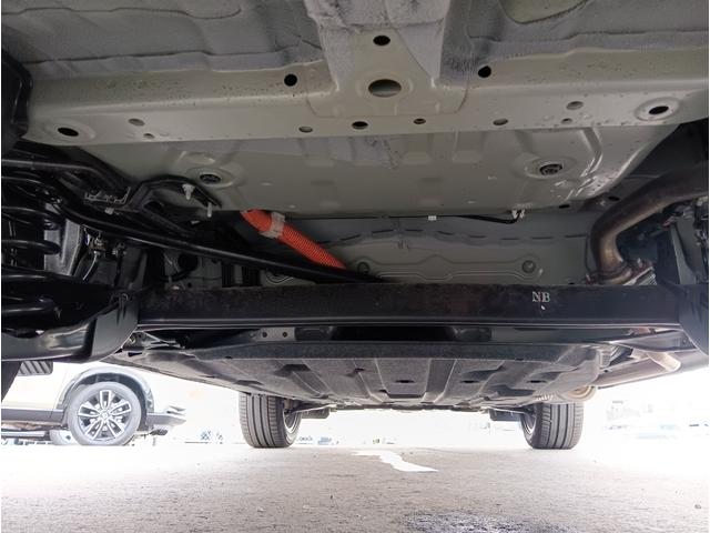 ヴェゼル ｅ：ＨＥＶ　ＰＬａＹ　★パノラマルーフ！★マルチビューカメラシステム！★プレミアムオーディオ！★ＢＳＩ！★ヒーター付きコンビシート！（28枚目）