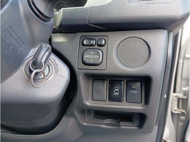 ハイエースワゴン グランドキャビン(13枚目)